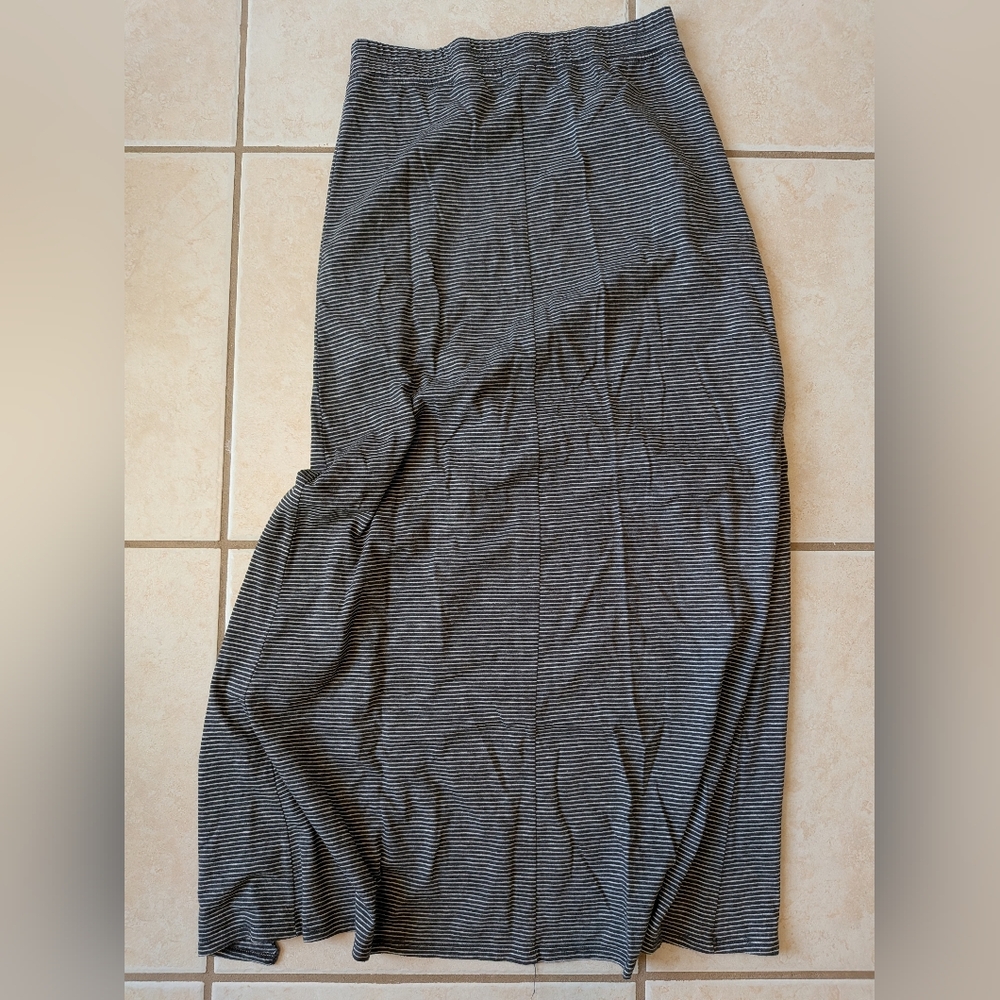 American Eagle Outfitters Black and White Striped Maxi Skirt